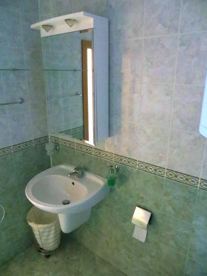 Holiday Apartment In Riviera Complex Светий Влас Екстер'єр фото