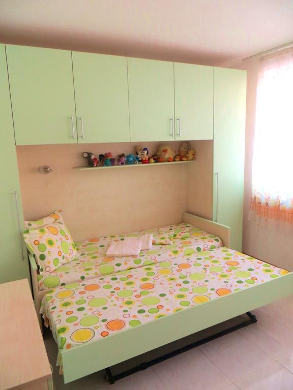Holiday Apartment In Riviera Complex Светий Влас Номер фото
